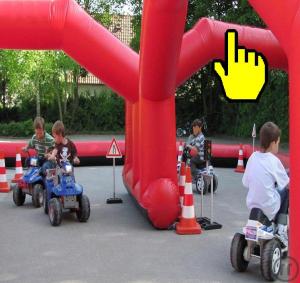 1-Kartbahn, Elektro Kart, Kinder Elektroautos, Hüpfburg, Kinderkart, Gokart, Kinderprogramm, A...