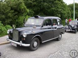 1-Austin FX4 - London Taxi