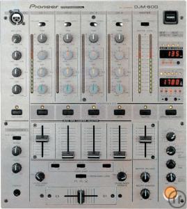 2-Pioneer DJ-Set 1 (1x DJM-600s, 2x CDJ-400)