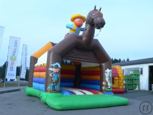 Hüpfburg Pferd 6 x 7m Aktion: Wochenende zum Tagespreis!