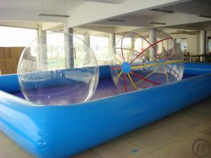 Aqua Zorbing