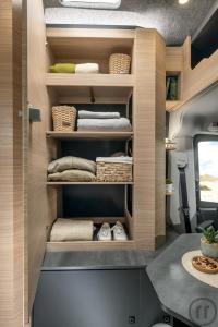 4-Reisemobil Hobby Hobby Maxia Van 680 DT