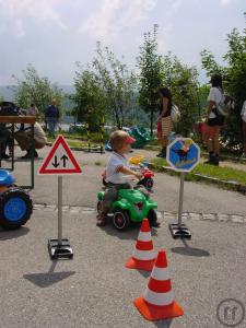 2-Der Bobby-Car Wettkampf