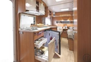 3-Wohnwagen LMC Musica 490 E