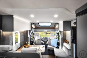 2-Wohnmobil LMC Tourer Lift 660 G