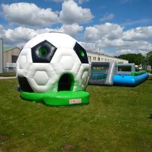 4-Fußball Hüpfburg & Menschenkicker zu Sommerfest Fußball WM, EM - Fußba...
