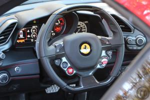 4-Ferrari 488 Spider - Fahren Sie das brandneue Ferrari-Turbo-Cabrio -