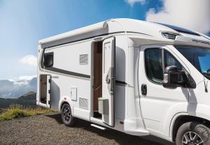 5-Wohnmobil CaraSuite 650 MF Weinsberg