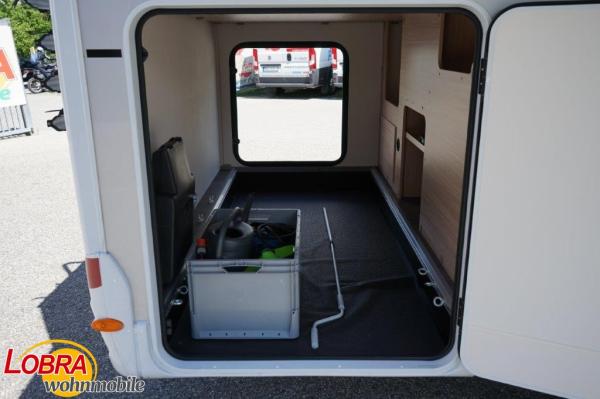 2-SUNLIGHT I68 Vollintergiertes Wohnmobil für 4 Personen mit SAT-Anlage+TV