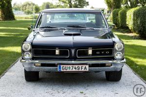 2-Pontiac GTO mit Chauffeur für Hochzeit, Ausfahrt, Film & Promotionaktion