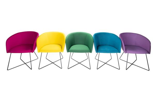 1-"NANDU Design-Stuhl inkl Beistelltisch blau-grün / schwarz.