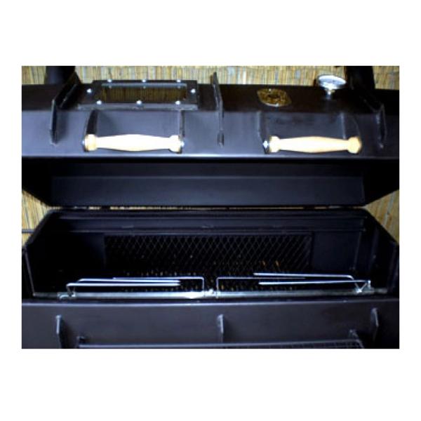 2-Lone Star© Spanferkelgrill